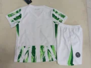 Kit de niño Nigeria local 2025 - Imagen 3