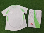 Kit de niño Argelia local 2025 versión jugador - Imagen 2