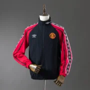 Cortavientos Manchester United modelo 10