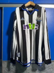 Newcastle United retro manga larga 00/01