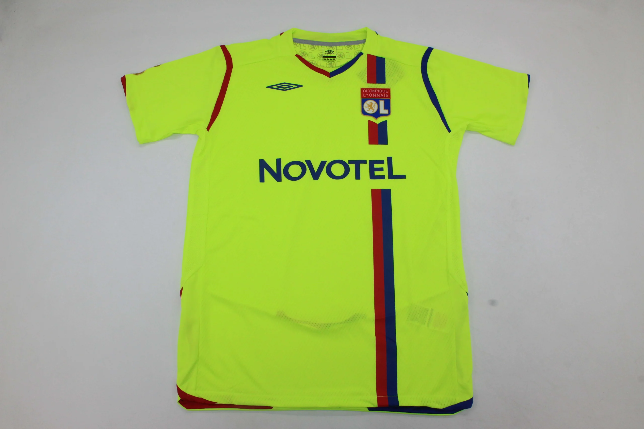 0fedfd98 Olympique Lyon retro 08/09 visitante - Imagen 1