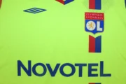 Olympique Lyon retro 08/09 visitante - Imagen 6