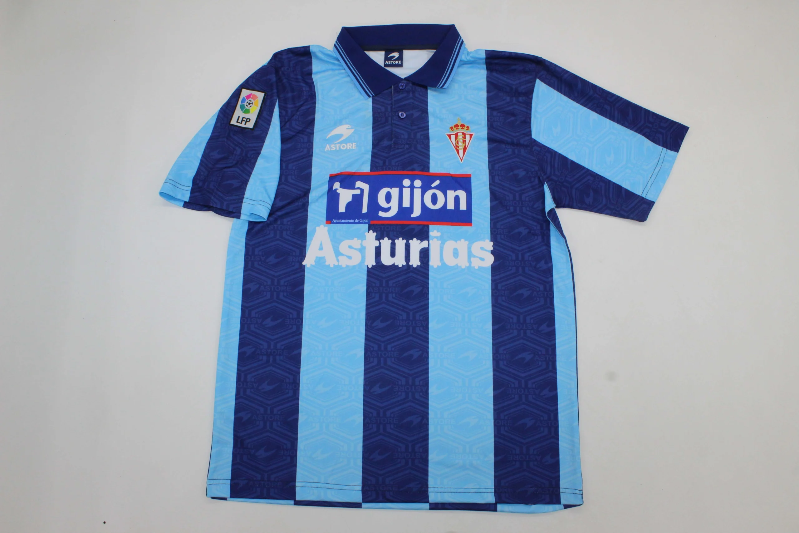 77b5f1e1 Sporting Gijón retro 02/03 alternativa - Imagen 1