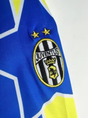 Juventus retro 97/98 alternatva - Imagen 3