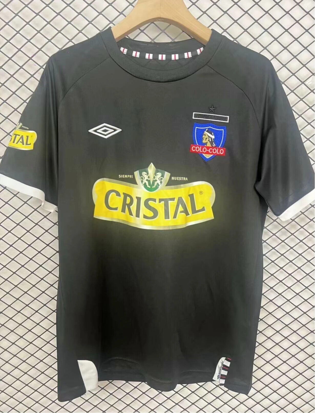 b8f8f279 Colo-Colo retro 10/11 - Imagen 1