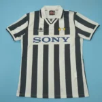 Juventus retro 96/97 local