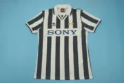 Juventus retro 96/97 local