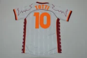 Roma retro 99/00 alternativa - Imagen 11