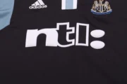 Kit de niño Newcastle United retro 00/01 - Imagen 5