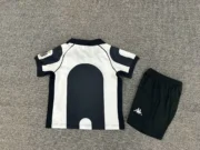 Kit de niño Juventus retro 97/98 local - Imagen 2
