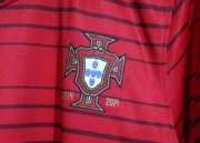 Portugal retro 2014 local versión jugador - Imagen 3