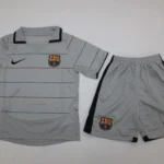Kit de niño Barcelona retro 03/04 visitante