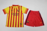 Kit de niño Barcelona retro 13/14 visitante