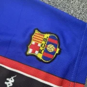 Kit de niño Barcelona retro 97/98 local - Imagen 8