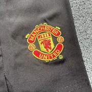 Kit de niño Manchester United retro 03/04 - Imagen 4