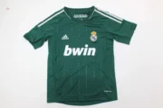 Kit de niño Real Madrid retro 12/13 alternativa - Imagen 16