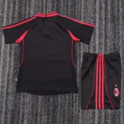 Kit de niño Milán retro 00/01 - Imagen 4