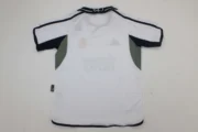 Kit de niño Real Madrid retro 00/01 - Imagen 11