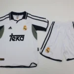 Kit de niño Real Madrid retro 00/01