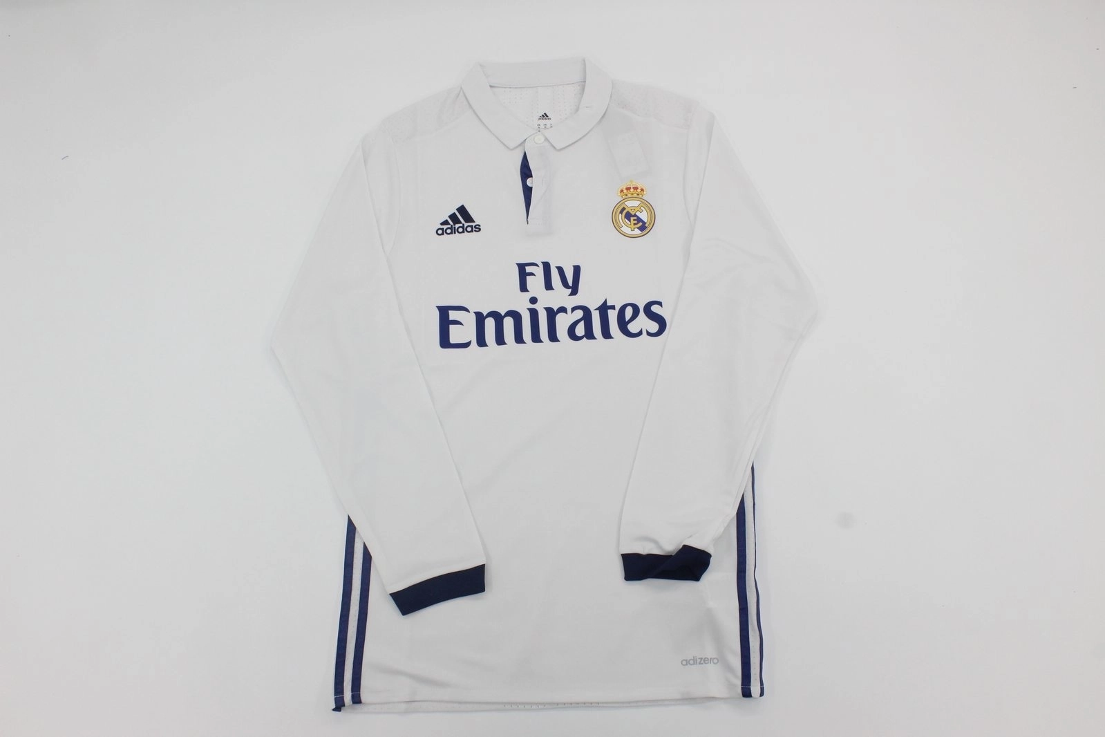 Retro-Clubes-Real-Madrid-15-16-manga-larga-local-version-jugador-portada Real Madrid retro manga larga 16/17 local versión jugador - Imagen 1