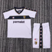 Kit de niño Parma retro 02/03