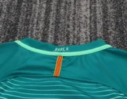 Kit de niño Barcelona retro 16/17 alternativa - Imagen 3