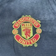 Kit de niño Manchester United retro 03/04 - Imagen 7