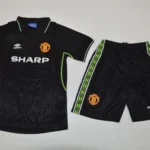 Kit de niño Manchester United retro 98/99 alternativa