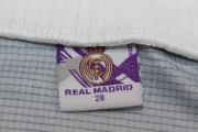 Kit de niño Real Madrid retro 97/98 alternativa - Imagen 17