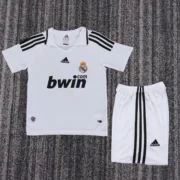 Kit de niño Real Madrid retro 08/09