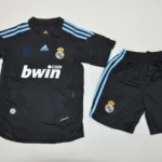 Kit de niño Real Madrid retro 09/10