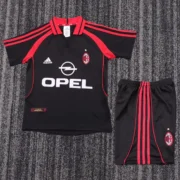 Kit de niño Milán retro 00/01