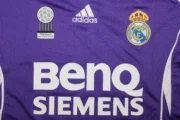 Kit de niño Real Madrid retro 06/07 alternativa - Imagen 5
