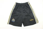 Kit de niño Newcastle United retro 97/99 - Imagen 6