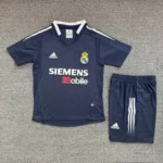Kit de niño Real Madrid retro 04/05 visitante