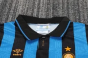 Kit de niño Inter de Milán retro 93/94 local - Imagen 13