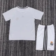 Kit de niño Real Madrid retro 08/09 - Imagen 10