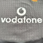 Kit de niño Manchester United retro 03/04 - Imagen 8