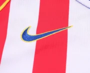 Kit de niño Atlético de Madrid retro manga larga 04/05 local - Imagen 2