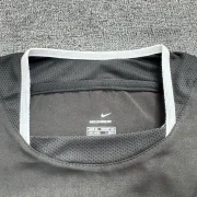 Kit de niño Manchester United retro 03/04 - Imagen 3