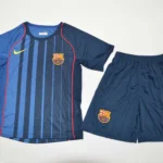 Kit de niño Barcelona retro 04/05 visitante