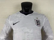 Inglaterra local 2026 manga larga versión jugador - Imagen 6