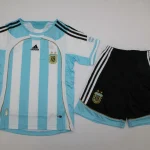 Kit de niño Argentina retro 2006 local