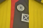Escocia retro 1997 visitante - Imagen 12