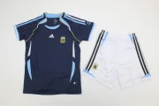 Kit de niño Argentina retro 2006 visitante