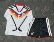 Kit de niño Alemania local 2026 manga larga