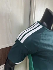 Irlanda del Norte local 2026 versión jugador - Imagen 3