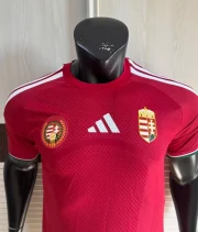 Hungría local 2026 versión jugador - Imagen 4