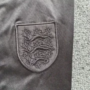 Kit de niño Inglaterra retro 1990 - Imagen 7