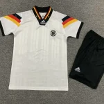 Kit de niño Alemania retro 1992 local